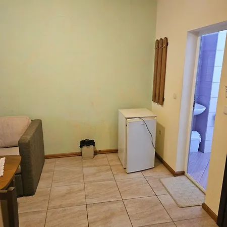 Kristi Quarto em Acomodações Particulares
